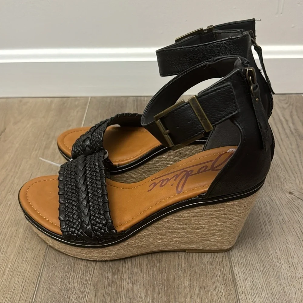 NEW! Zodiac Sabeen Ankle-Strap Espadrille Wedge Sandals - Size 10 🚛